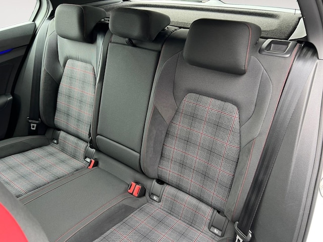 Volkswagen Golf 2.0 TSI Golf VIII