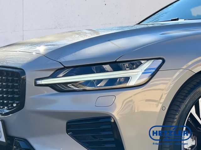 Volvo V60 AWD Dark Hybrid Plus T8