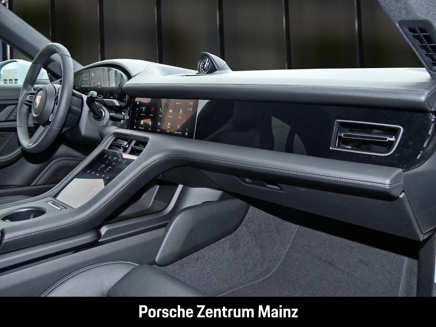 Porsche Taycan S Sport Turismo