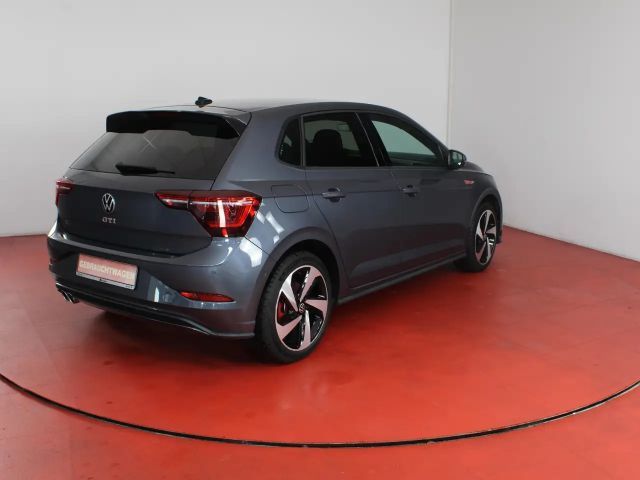 Volkswagen Polo 2.0 TSI DSG GTI