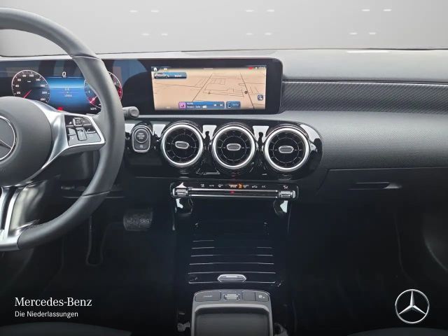 Mercedes-Benz A 200 Progressive