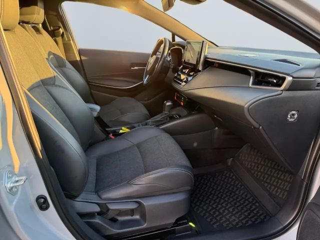 Toyota Corolla Hybride Team D