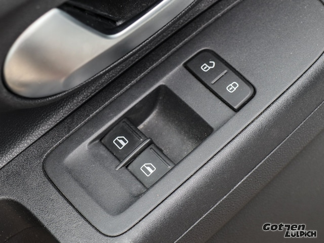 Volkswagen up! up! 1.0 Fahrerassistenzpaket Rear View Klima PDC