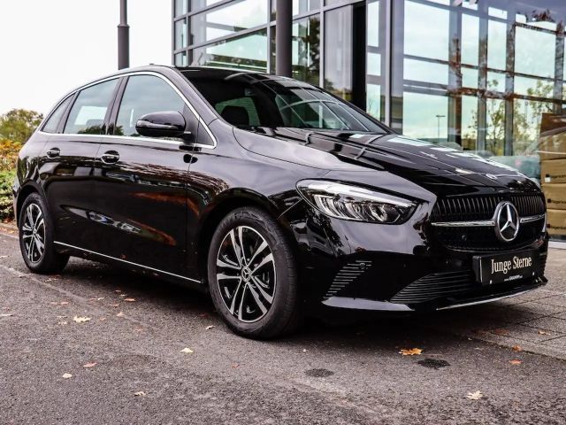 Mercedes-Benz B 180 Progressive Sedan