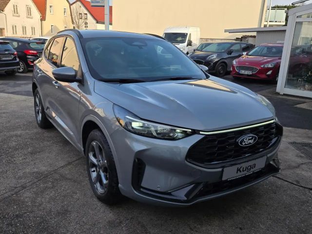 Ford Kuga Hybrid ST Line