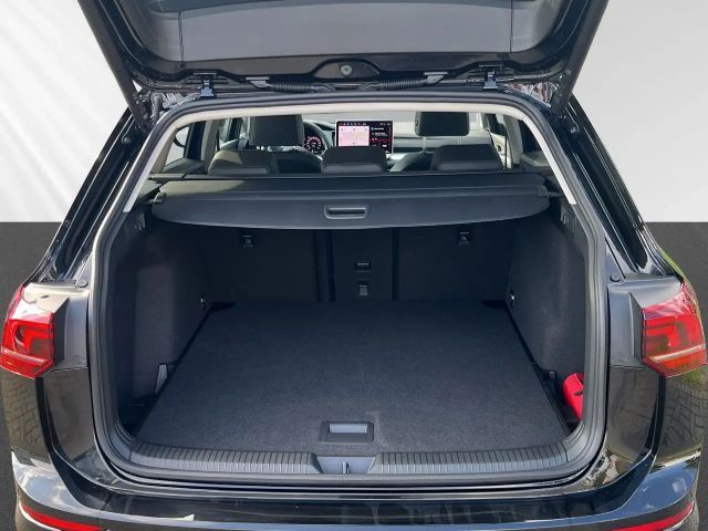 Volkswagen Golf 1.5 eTSI Variant