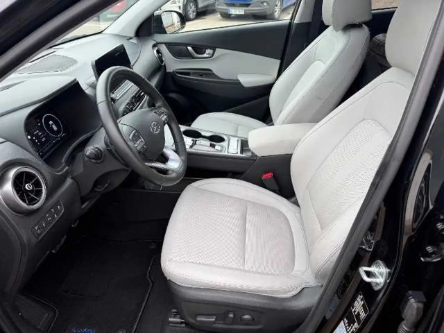 Hyundai Kona 64 kWh Electric Prime