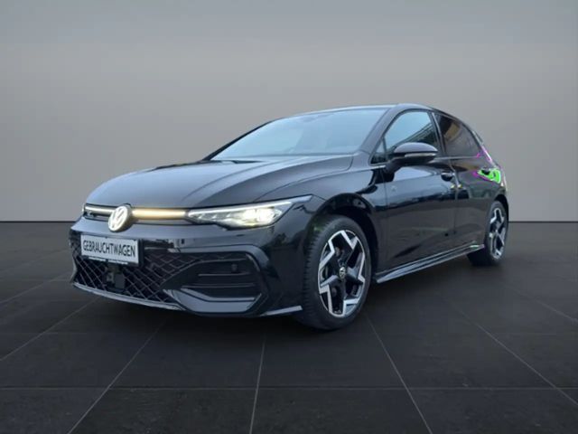 Volkswagen Golf 2.0 TDI DSG Golf VIII R-Line
