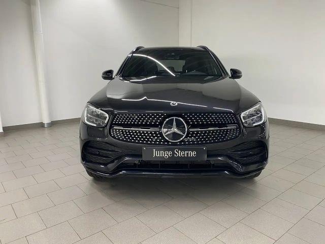 Mercedes-Benz GLC 200 4MATIC AMG Line