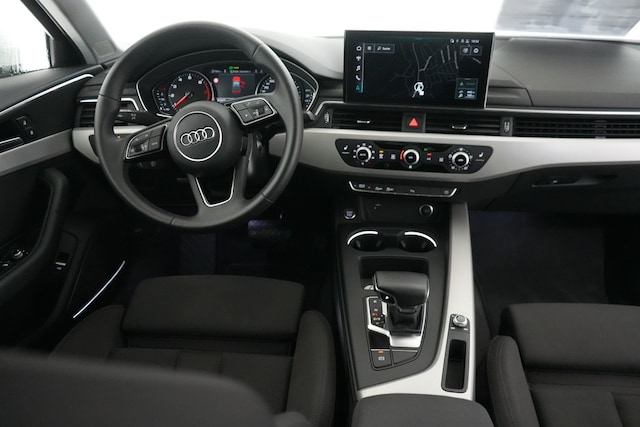 Audi A4 40 TFSI S-Tronic Sedan