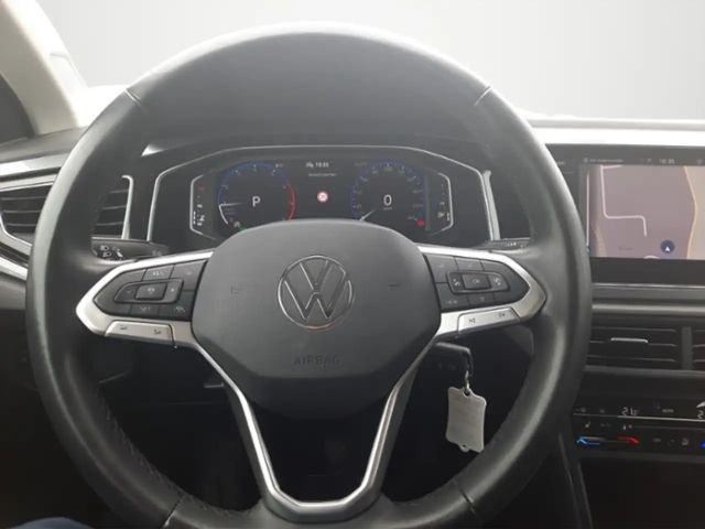 Volkswagen Polo 1.0 TSI DSG Style