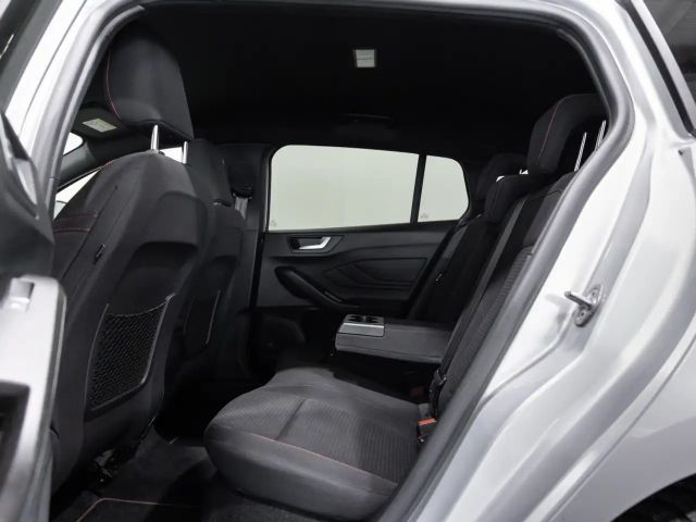 Ford Focus EcoBoost ST Line