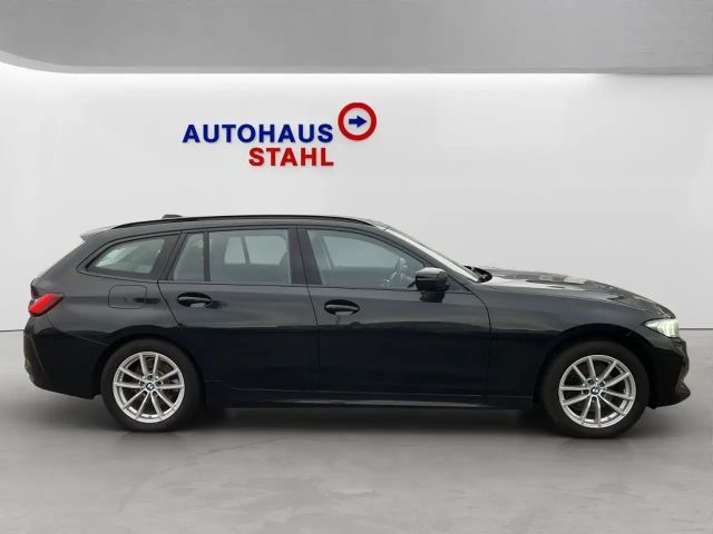 BMW 320 320d Touring xDrive