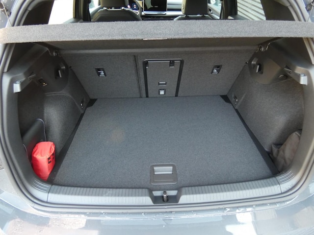 Volkswagen Golf 1.5 eTSI DSG Golf VIII Style