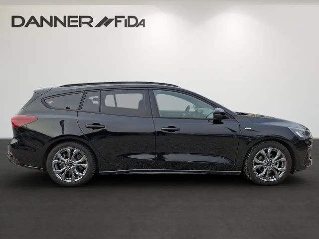 Ford Focus EcoBoost ST Line Wagon