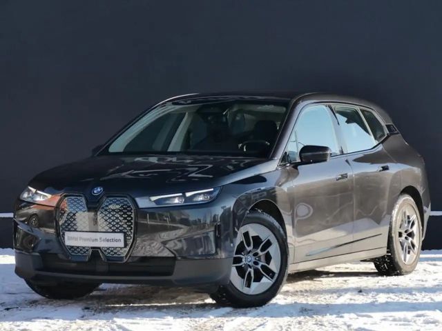 BMW iX xDrive40