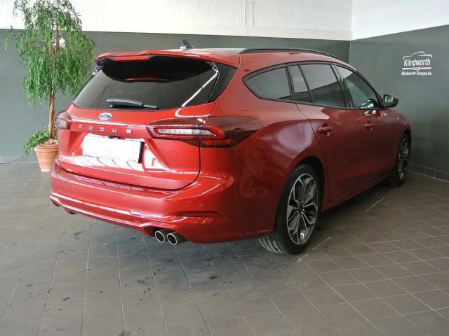 Ford Focus ST Line Wagon