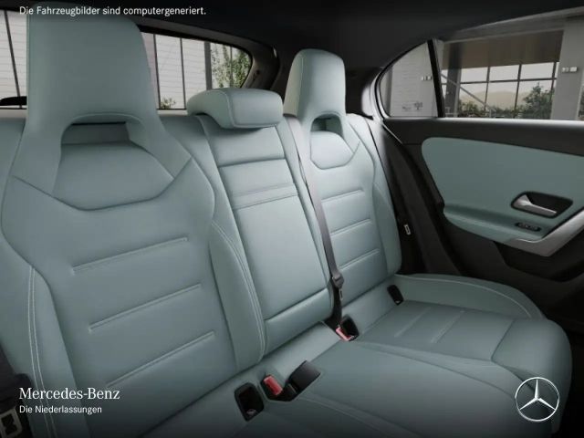 Mercedes-Benz A 250 4MATIC AMG Line