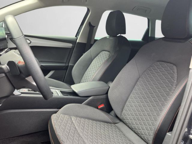Seat Leon 1.5 eTSI DSG FR-lijn Sportstourer