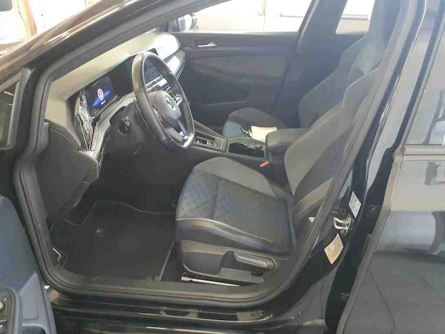 Volkswagen Golf R-Performance- Akrapovic /Black/Matrix