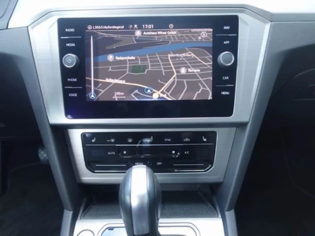 Volkswagen Passat 2.0 TDI Business DSG Variant