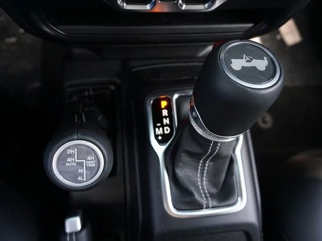 Jeep Wrangler 4xe Sahara