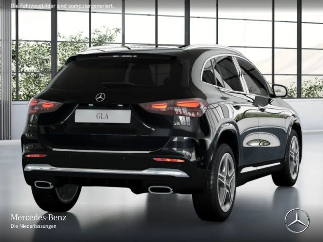 Mercedes-Benz GLA 180 AMG Line