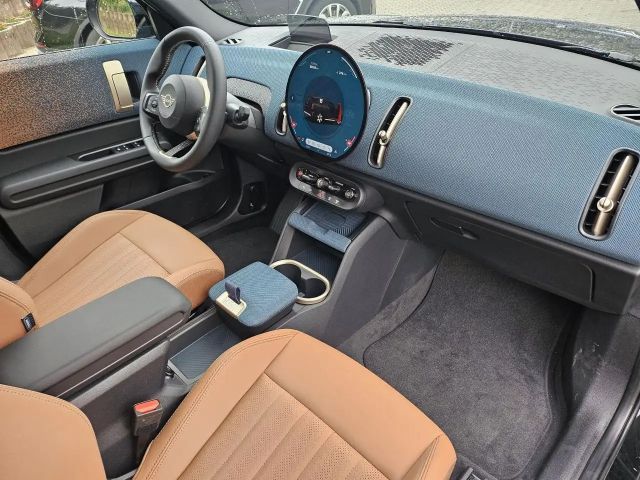 MINI Cooper Countryman Countryman E HUD JCWSitz.PanoD.Kamera 19" Navi LED