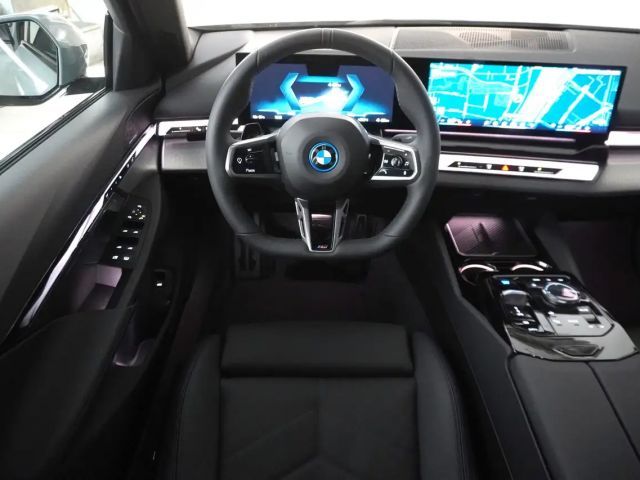 BMW i5 Sedan eDrive40