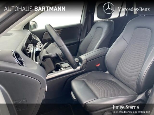 Mercedes-Benz GLA 180 Progressive