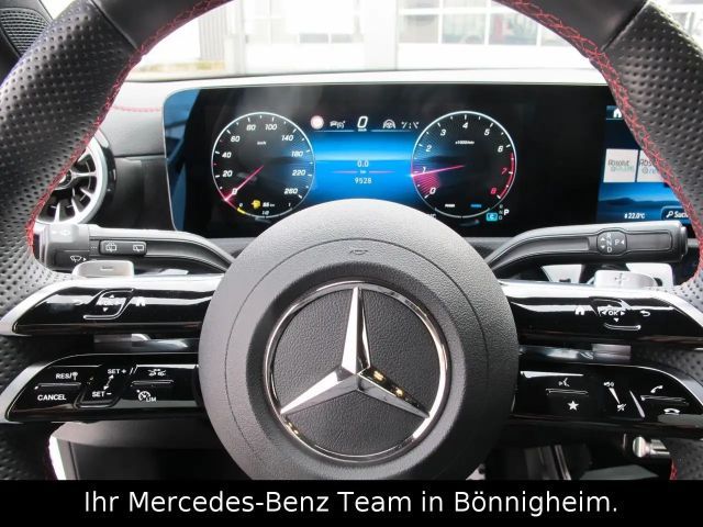 Mercedes-Benz CLA 200 AMG Line