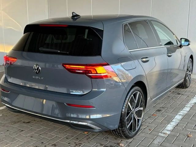 Volkswagen Golf Golf VIII Style e-Golf