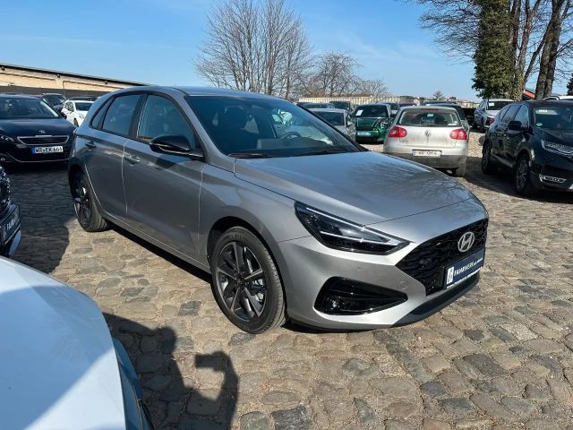 Hyundai i30 1,5 DPI GO Plus LED Navi...