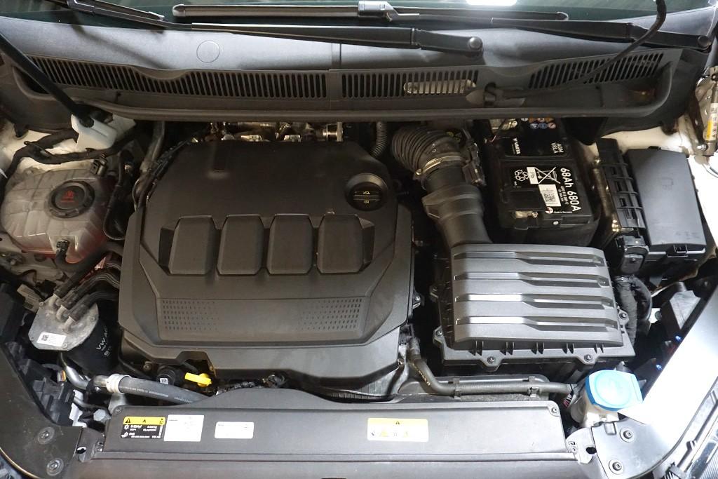 Volkswagen Touran 2.0 TDI DSG R-Line