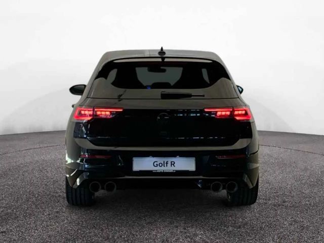 Volkswagen Golf BLACK AKRAPO*270*PANO*AHK*DCC*360