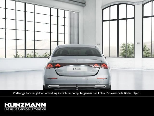 Mercedes-Benz E 200 AVANTGARDE Sedan