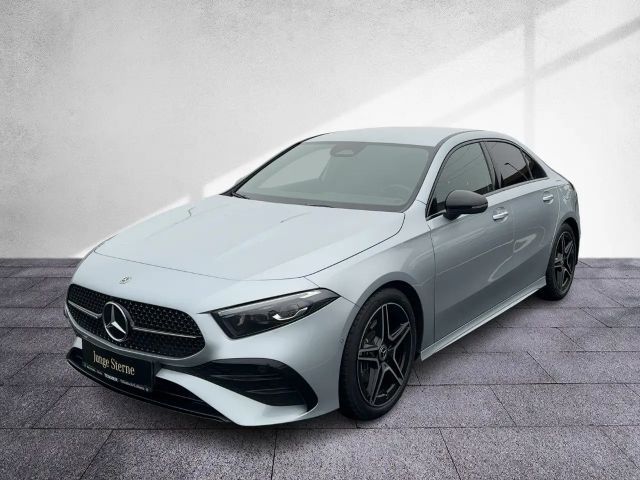 Mercedes-Benz A 180 A 180 d AMG Line