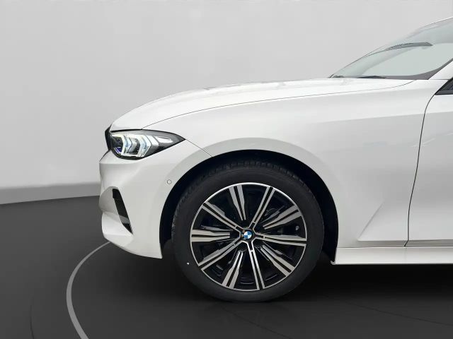 BMW 320 320i Touring