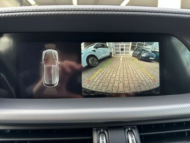 Alfa Romeo Stelvio AT8 Q4 Turbo Veloce