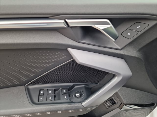 Audi A3 30 TFSI S-Tronic Sportback