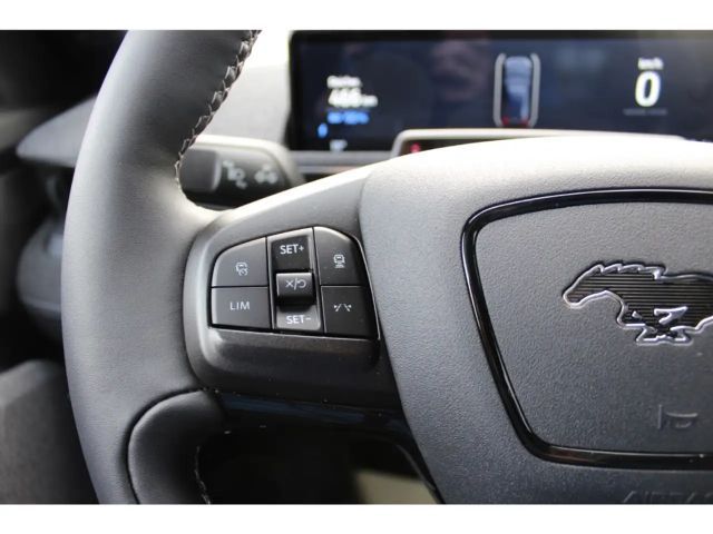 Ford Mustang Mach-E AWD GT