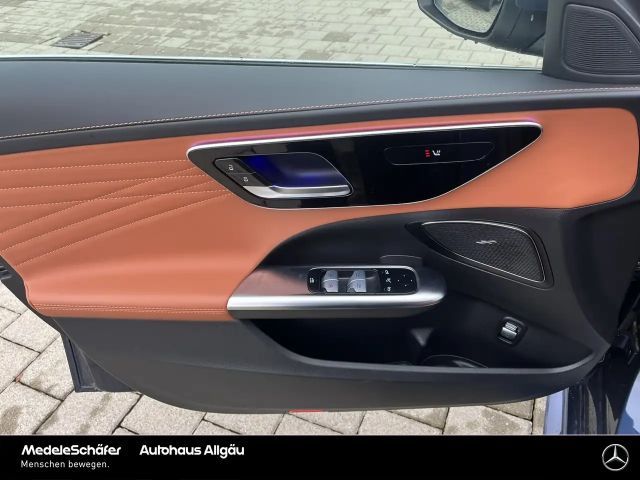 Mercedes-Benz C 300 AMG Line Sedan