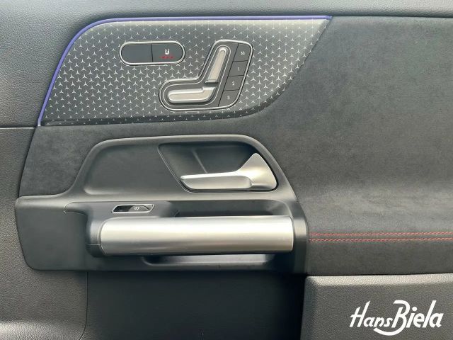 Mercedes-Benz GLA 220 4MATIC AMG Line