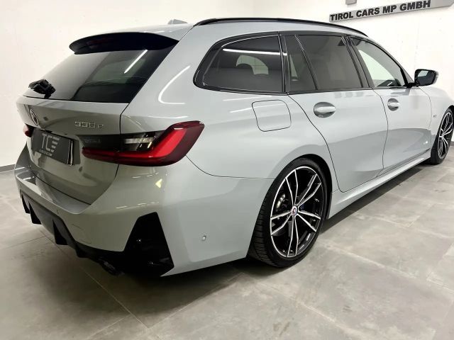 BMW 330 330e Touring xDrive