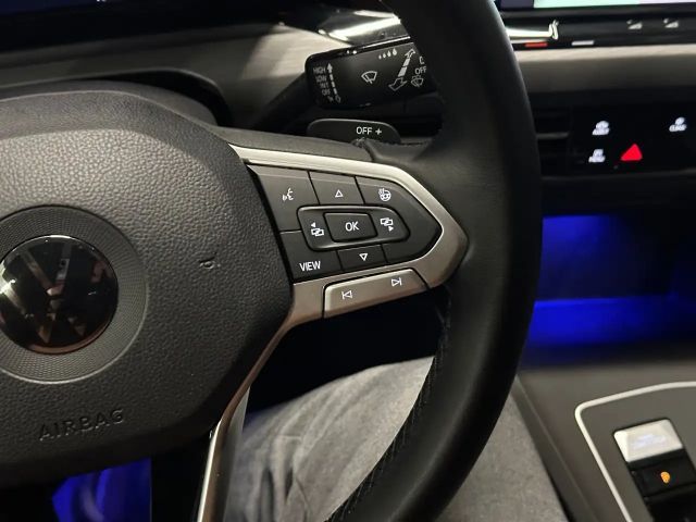 Volkswagen Golf IQ.Drive Style