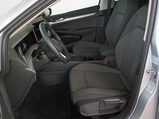 Volkswagen Golf 1.5 TSI Life Variant