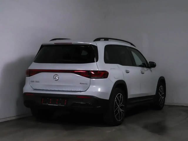 Mercedes-Benz EQB 300 4MATIC AMG Line