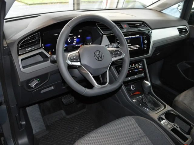 Volkswagen Touran DSG R-Line