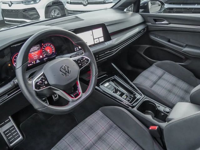 Volkswagen Golf 2.0 TSI DSG GTI