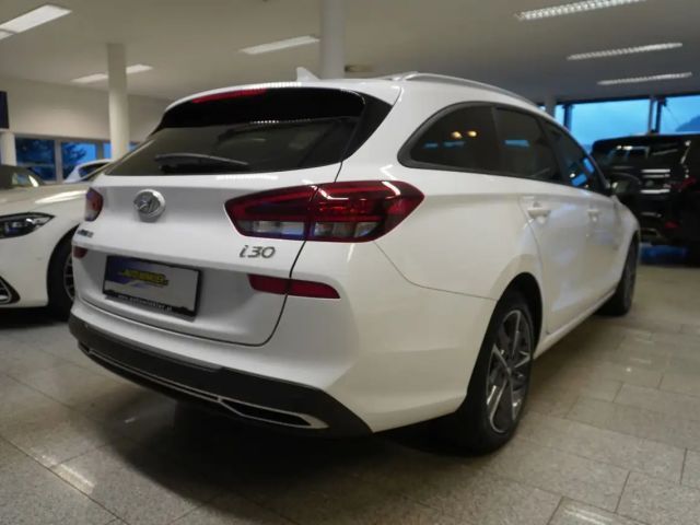 Hyundai i30 T-GDi